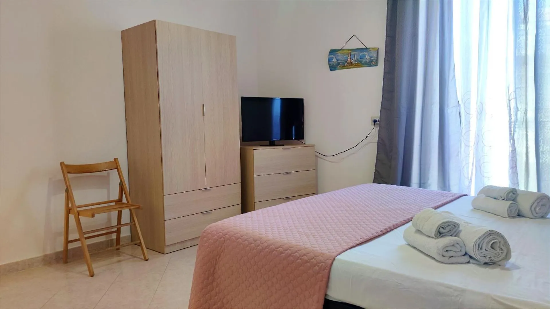 Bordonaro Sunset Apartment Cefalu 0*,  Italy